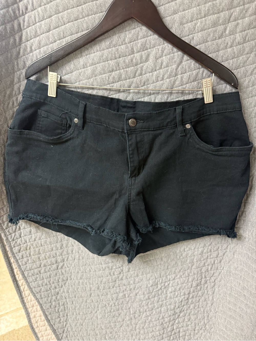 Venus Black Women’s Denim Frayed Hem Shorts